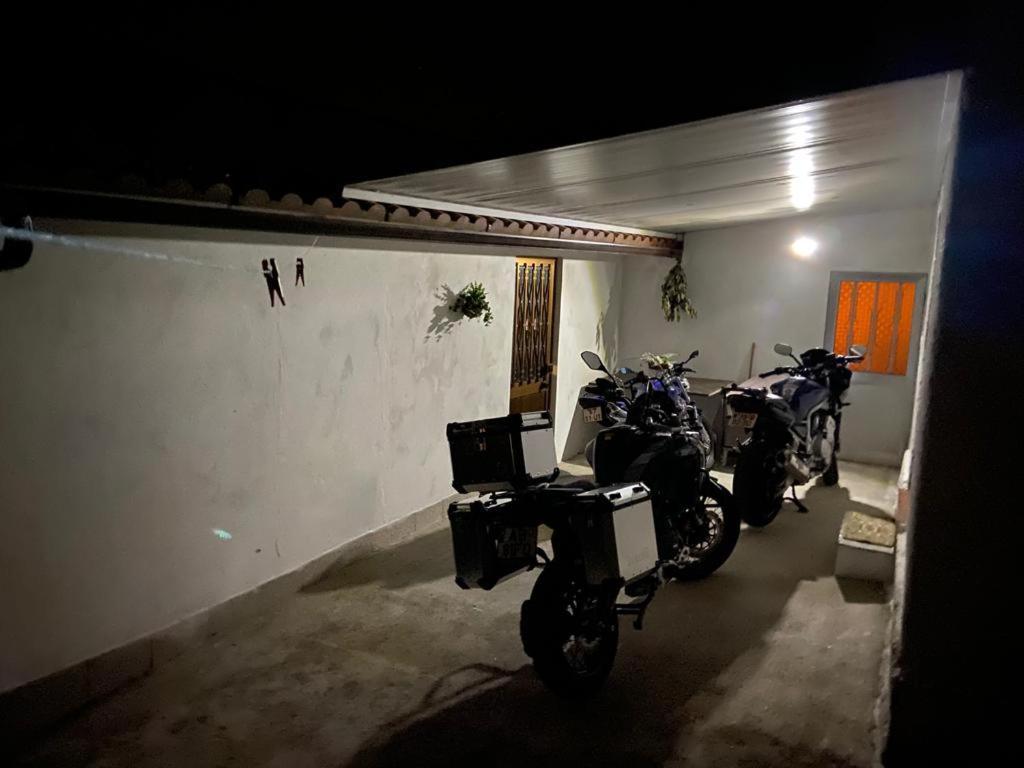 Alojamento Da Ribeirinha Carquere ภายนอก รูปภาพ